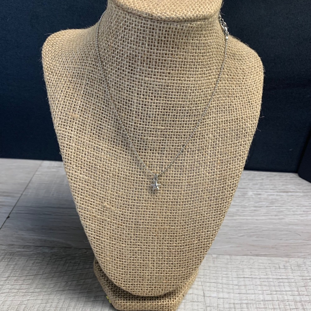 Claire's Silver Tone Star Pendant Ball Chain Necklace 12 Inch Adjustable 4435